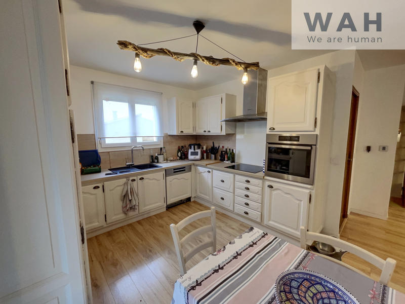 Maison - 176 m² - 6 pièces