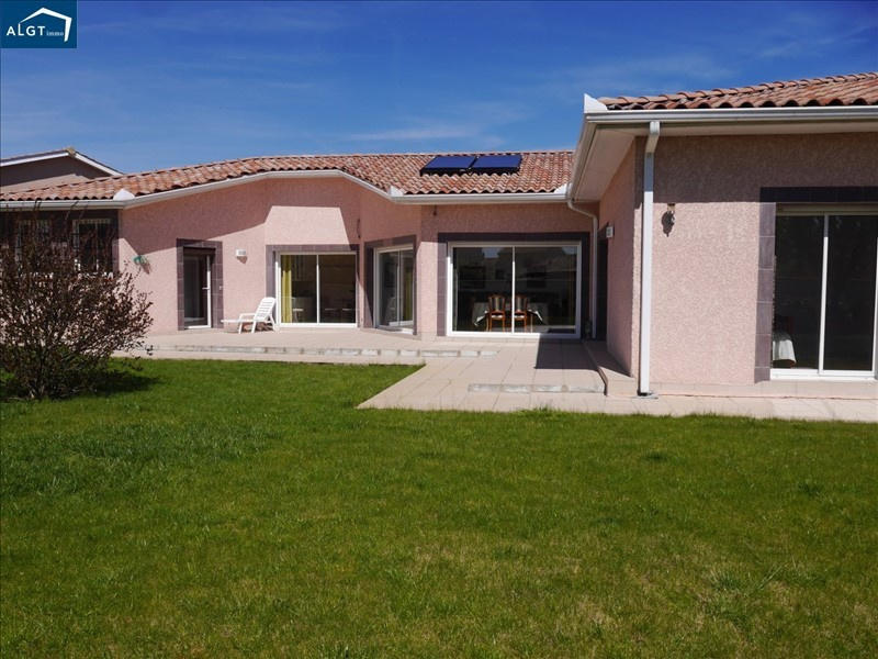 Villa - 215 m² - 6 pièces