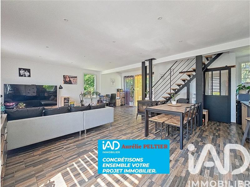 Maison - 102 m² - 4 pièces