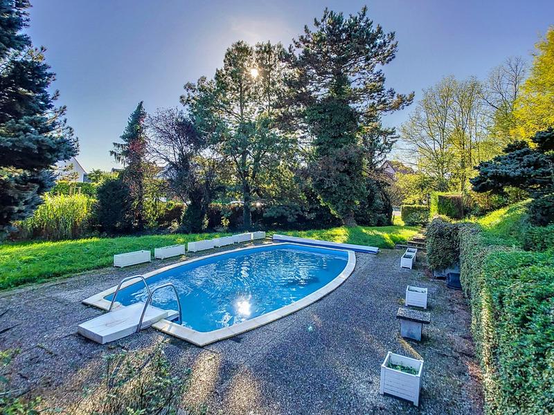 Maison - 171 m² - 7 pièces