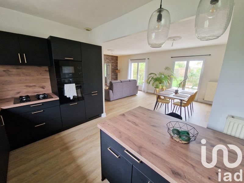 Maison - 104 m² - 4 pièces