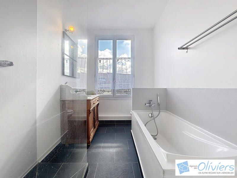 Maison - 74 m² - 4 pièces