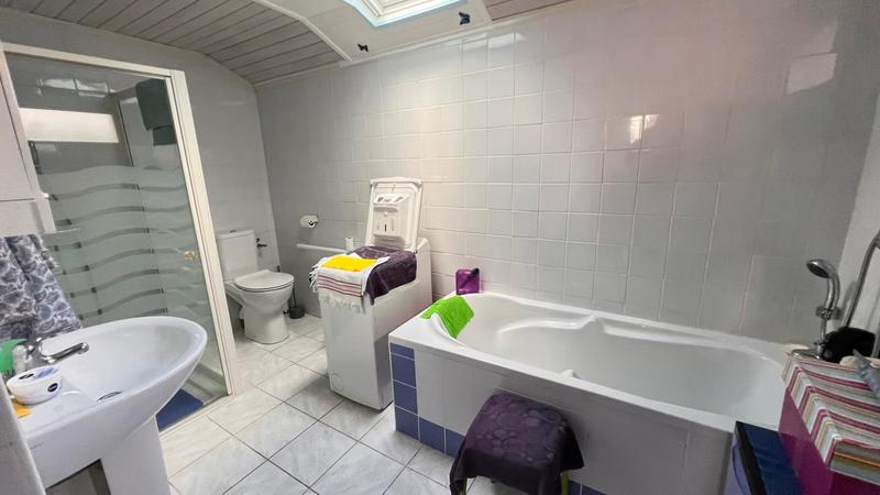 Maison - 151 m² - 5 pièces