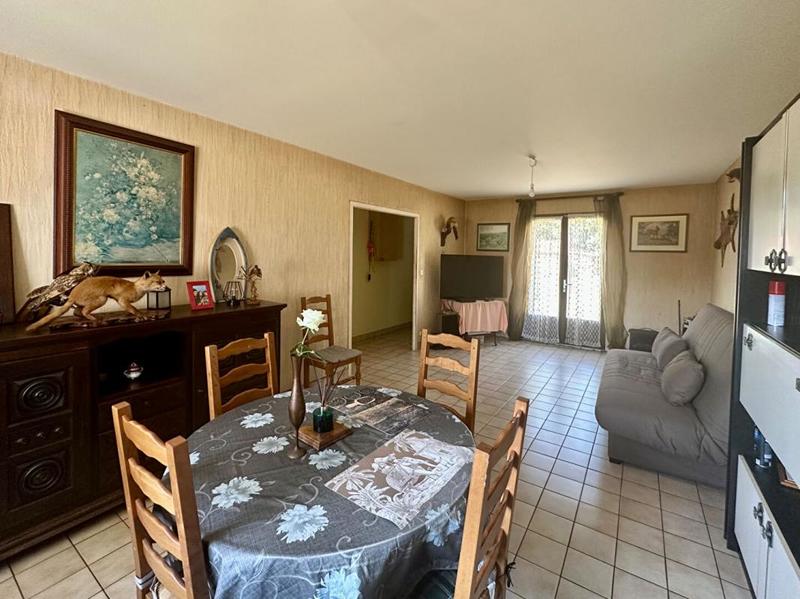 Maison - 95 m² - 5 pièces
