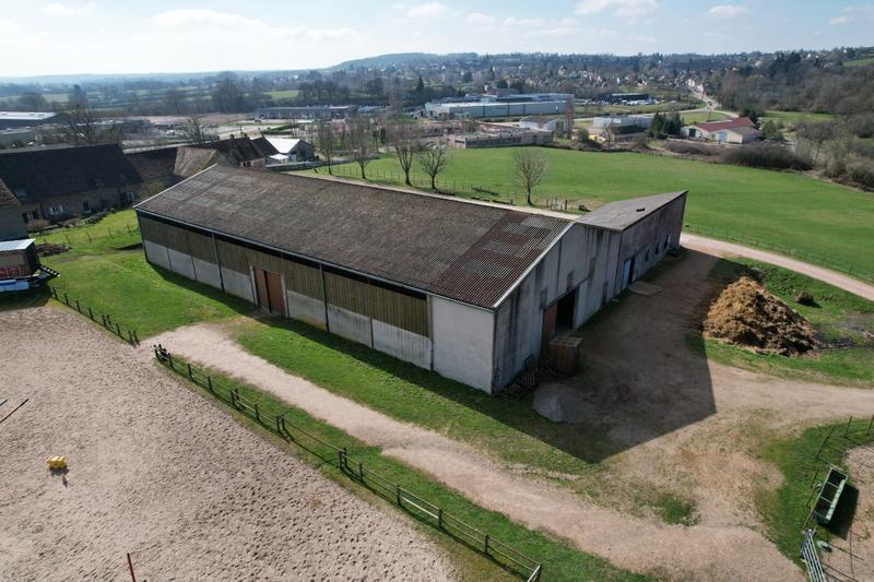 Maison - 279 m² - 18 pièces