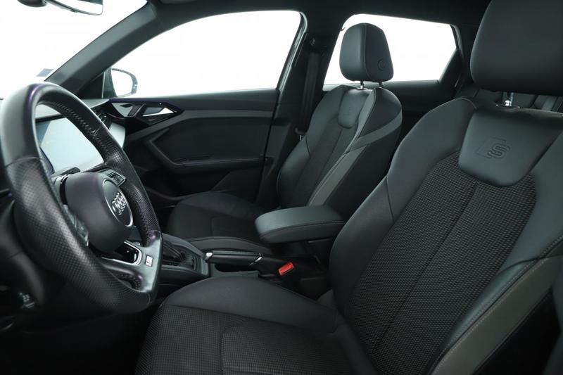 Audi A1 sportback 40 Tfsi s line s tronic 6 200 ch