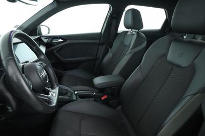 Audi A1 sportback 40 Tfsi s line s tronic 6 200 ch