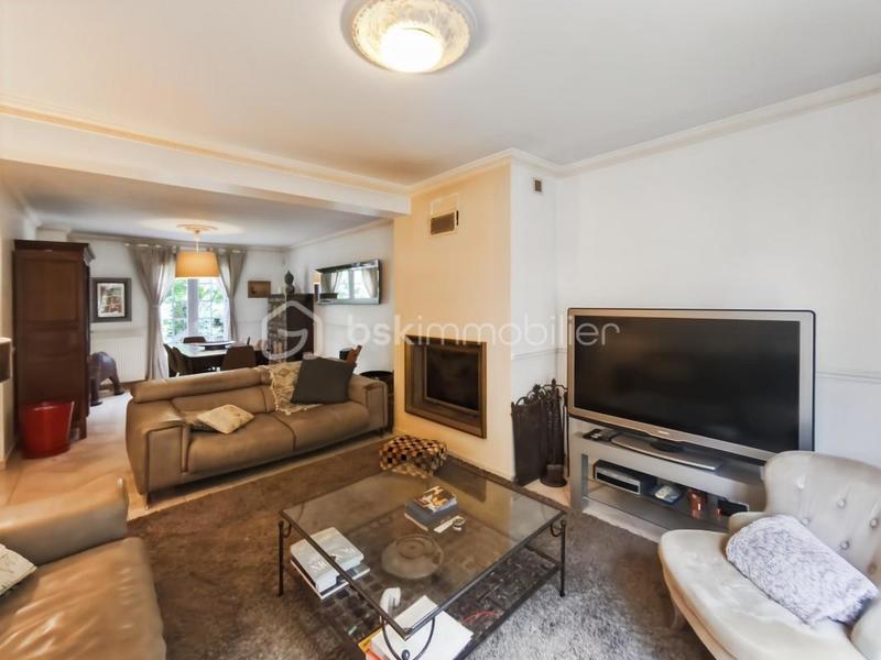 Maison - 144 m² - 7 pièces