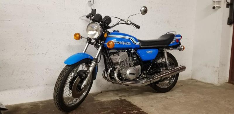 Kawasaki H2 750 kawasaki bleu 0750 687