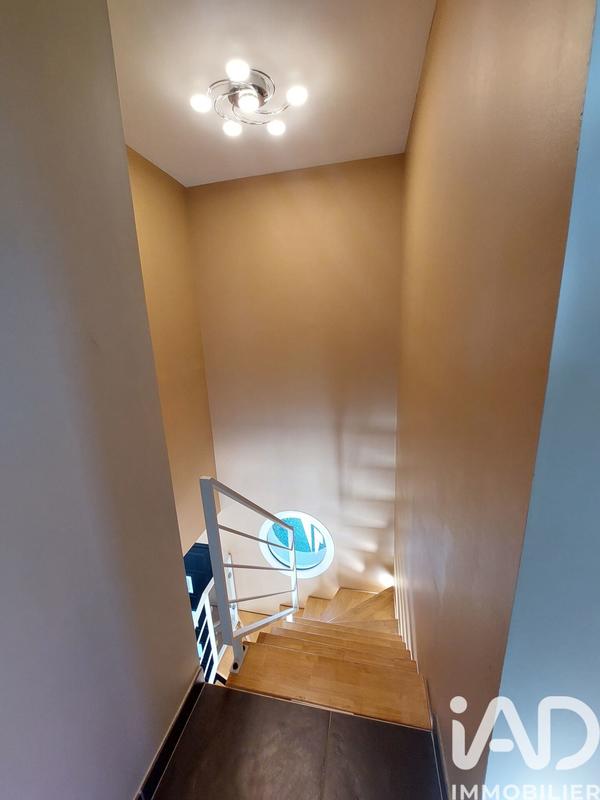 Maison - 140 m² - 5 pièces