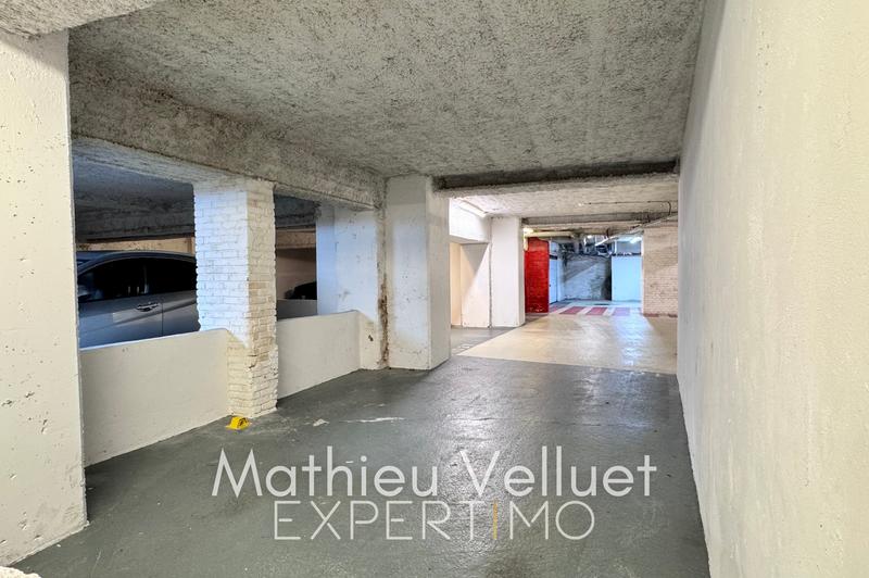 Parking / Garage - 22 m²