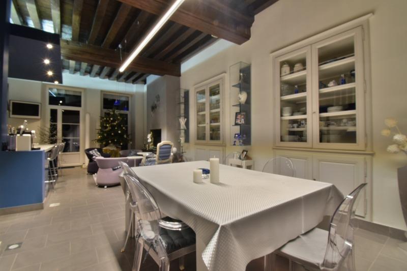 Demeure - 355 m² - 14 pièces