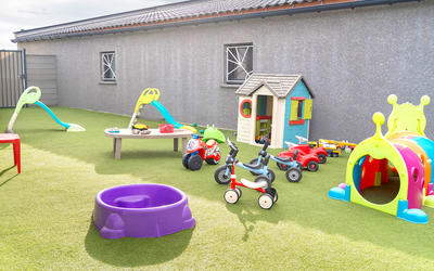 Micro-crèche Youbee For Kids “César &amp; Capucine”