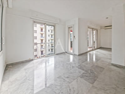 Appartement - 77 m² - 3 pièces