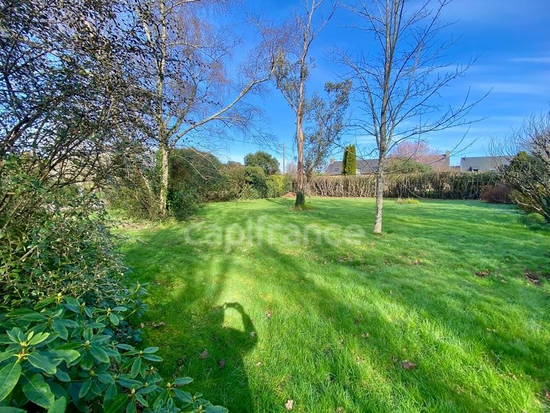 Terrain constructible - 800 m²