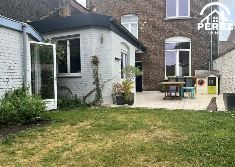 Maison - 147 m² - 5 pièces