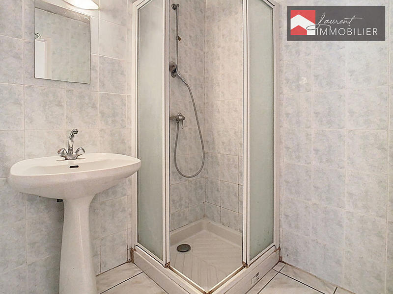 Maison - 234 m² - 7 pièces