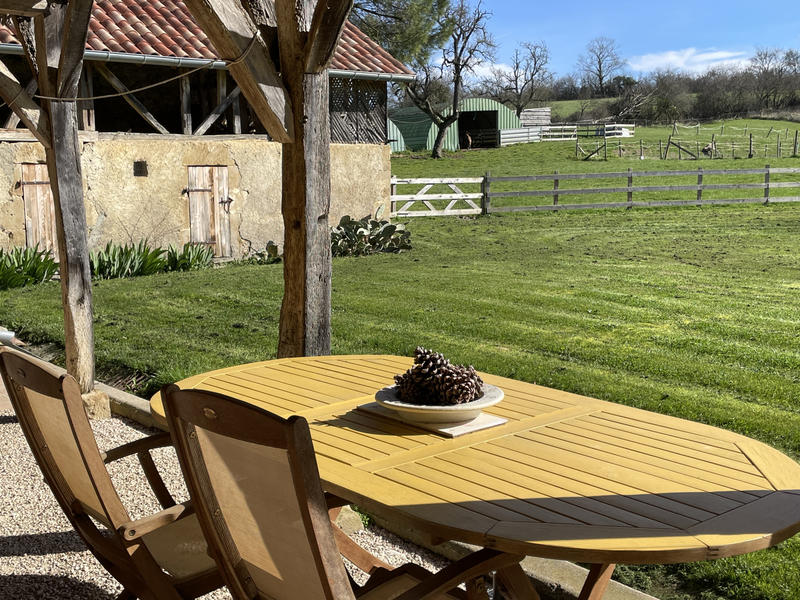 Maison - 284 m² - 9 pièces