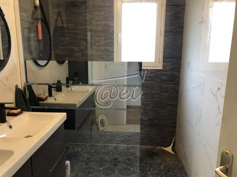 Villa - 126 m² - 5 pièces