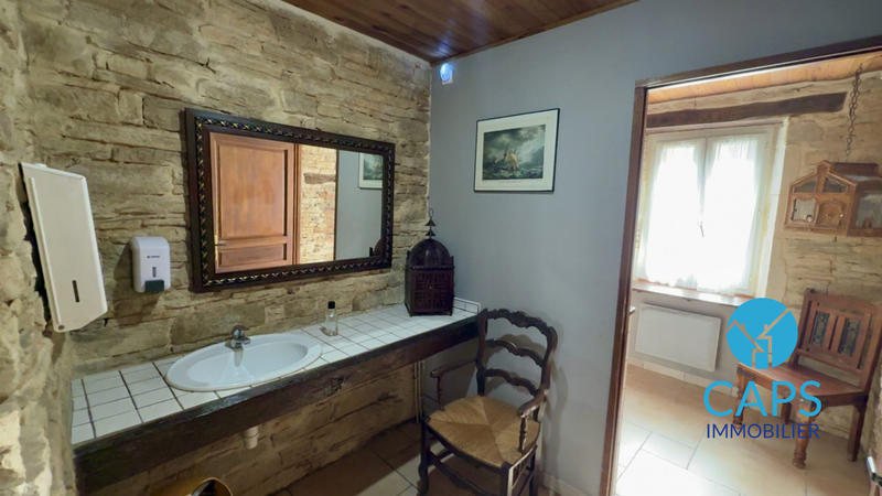 Local commercial - 160 m² - 3 pièces