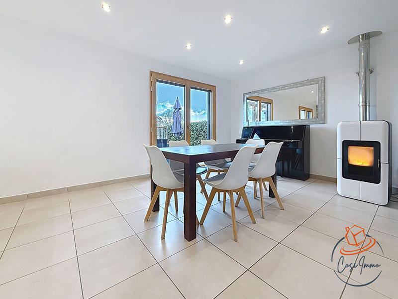 Maison - 100 m² - 4 pièces