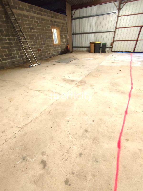 Bureau - 73 m² - 1 pièce