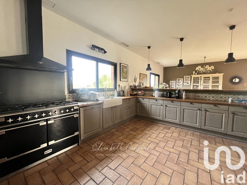 Maison - 186 m² - 5 pièces