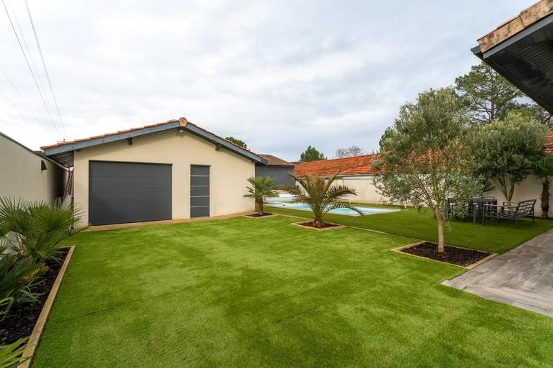 Maison - 146 m² - 6 pièces