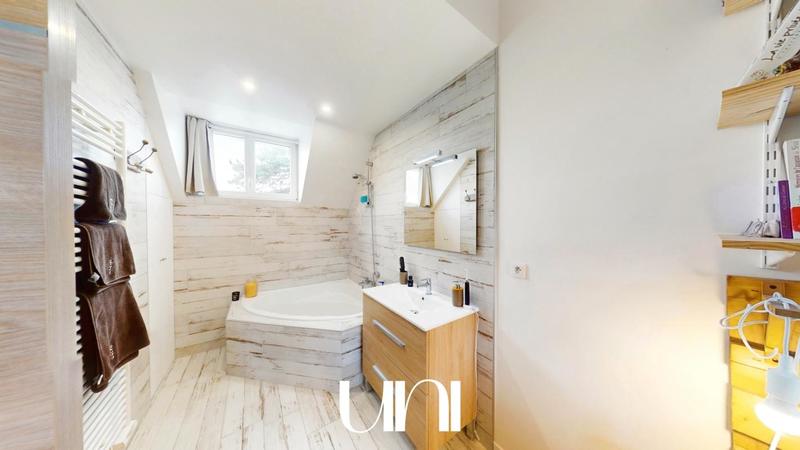 Maison - 91 m² - 3 pièces