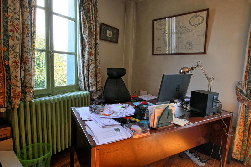 Maison - 291 m² - 11 pièces