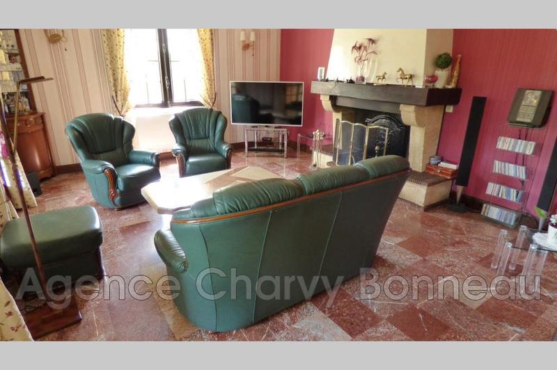 Maison - 183 m² - 8 pièces