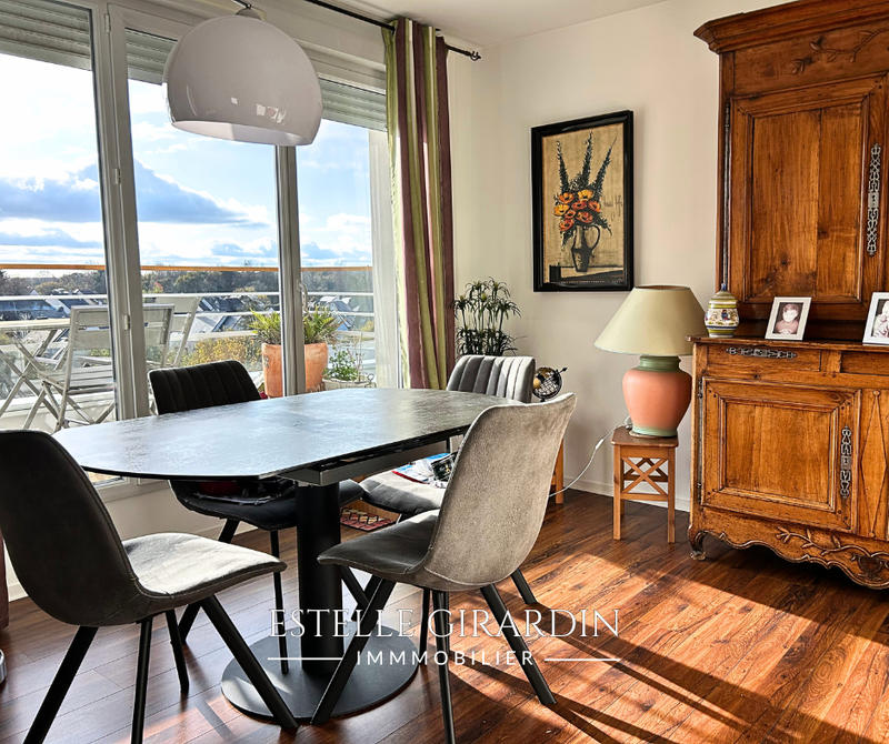 Appartement - 106 m² - 5 pièces