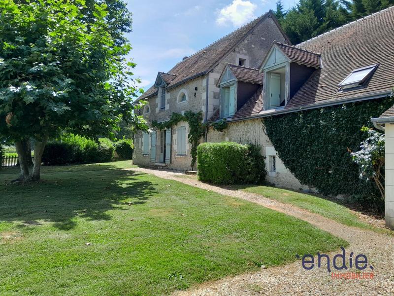 Maison - 190 m² - 8 pièces