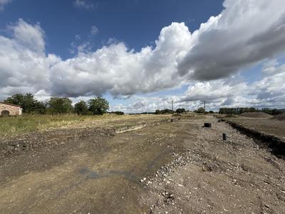 Terrain constructible - 703 m²