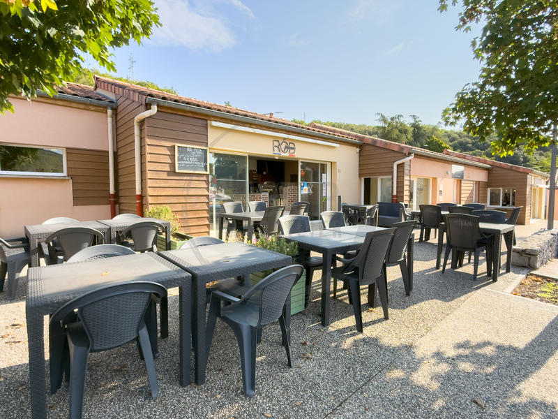 Fonds de commerce - Magasins - 65 m²