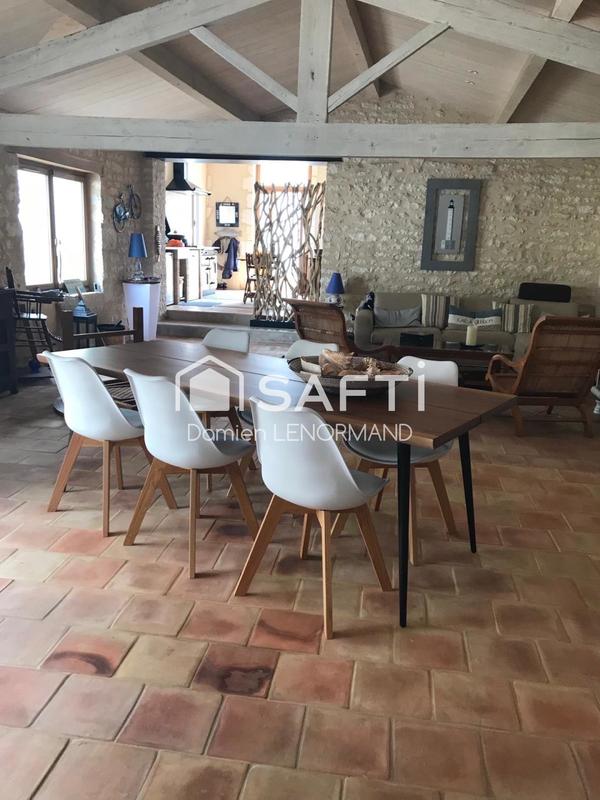 Maison - 174 m² - 8 pièces