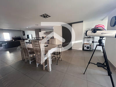 Appartement - 154 m² - 4 pièces