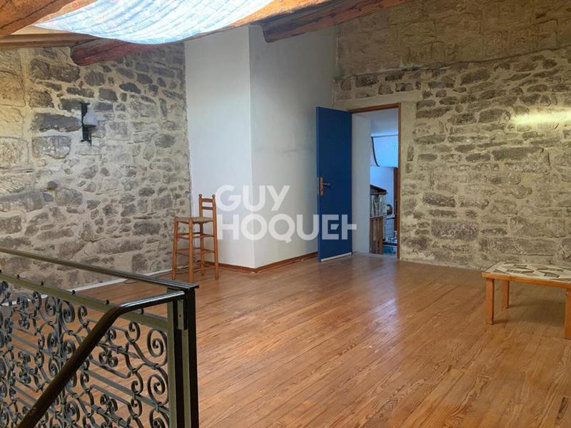 Maison - 324 m² - 8 pièces