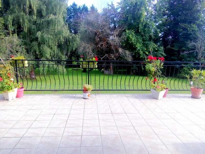 Maison - 200 m² - 8 pièces