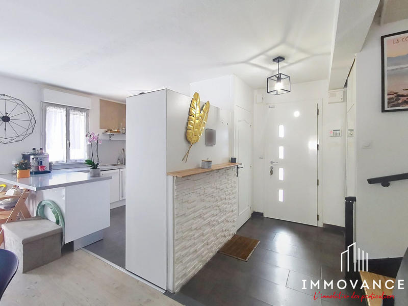 Maison - 80 m² - 4 pièces