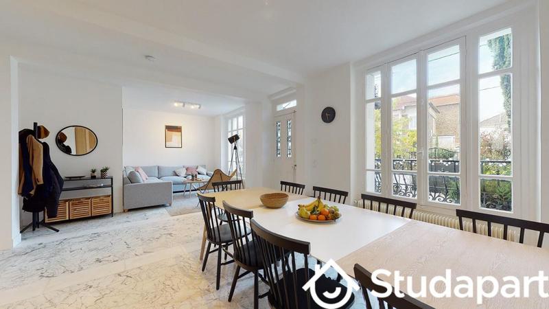 Chambre - 10 m² - 1 pièce