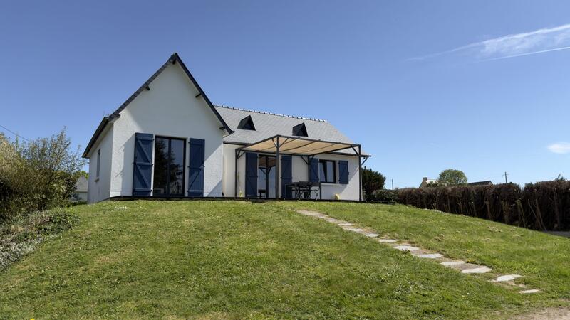 Maison traditionnelle - 97 m² - 6 pièces