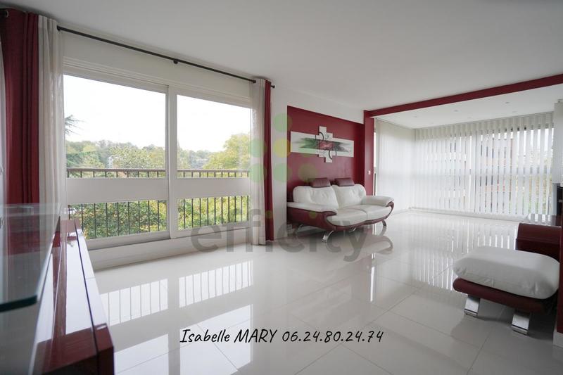 Appartement - 82 m² - 4 pièces