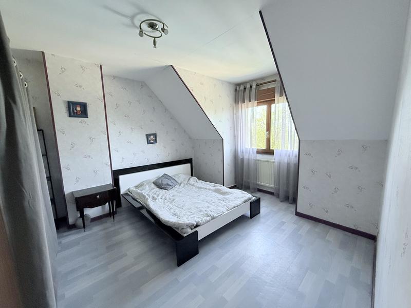 Maison - 182 m² - 7 pièces