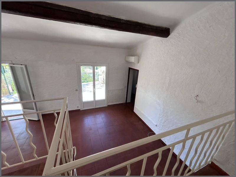 Maison - 230 m² - 10 pièces