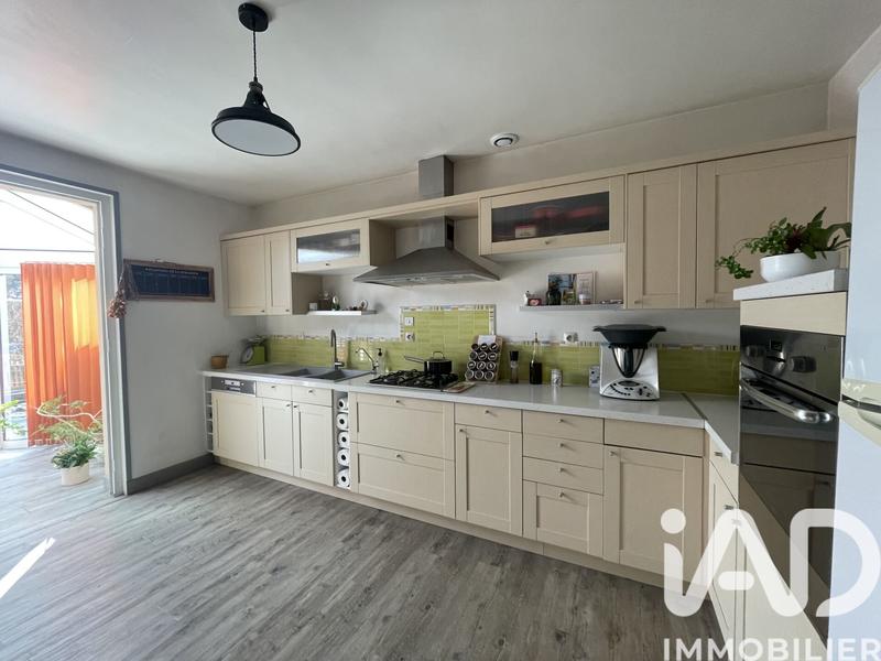 Maison - 110 m² - 5 pièces