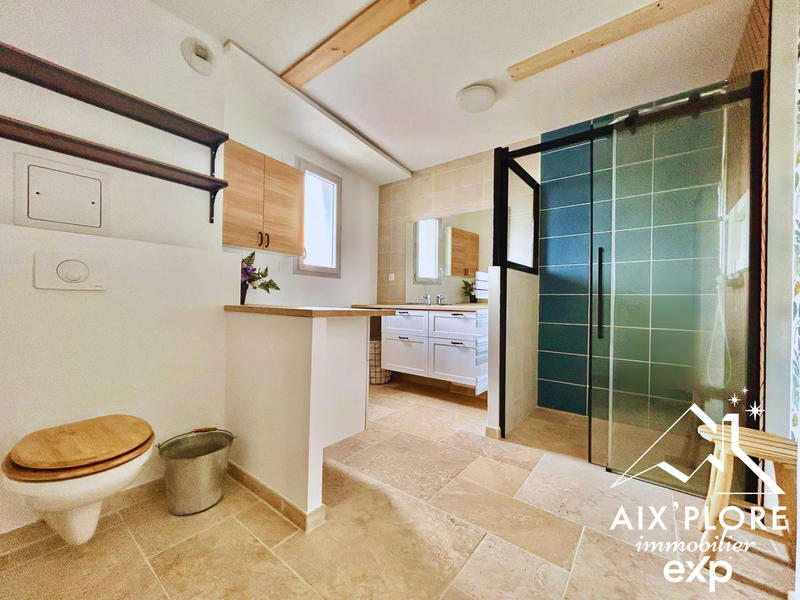 Appartement - 64 m² - 2 pièces