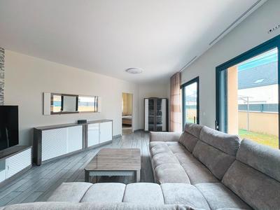 Maison - 187 m² - 6 pièces