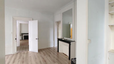 Maison - 196 m² - 7 pièces