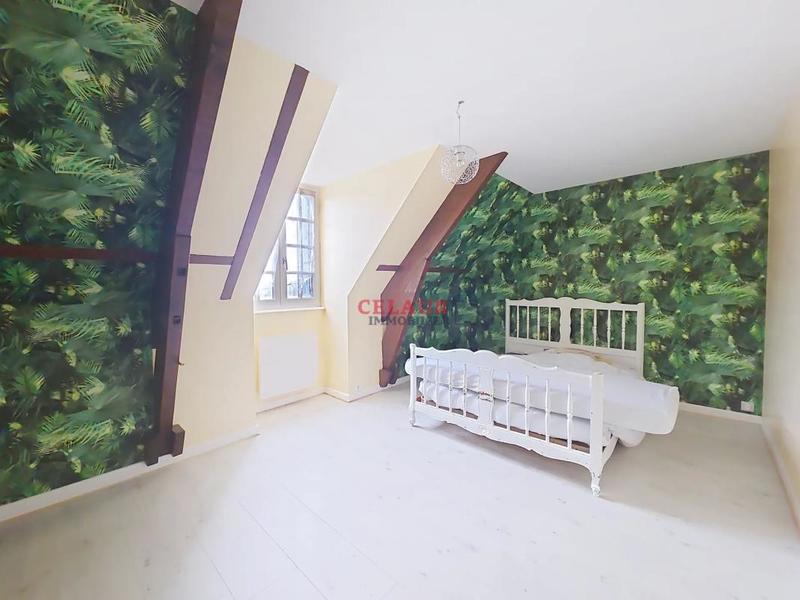 Maison - 186 m² - 7 pièces